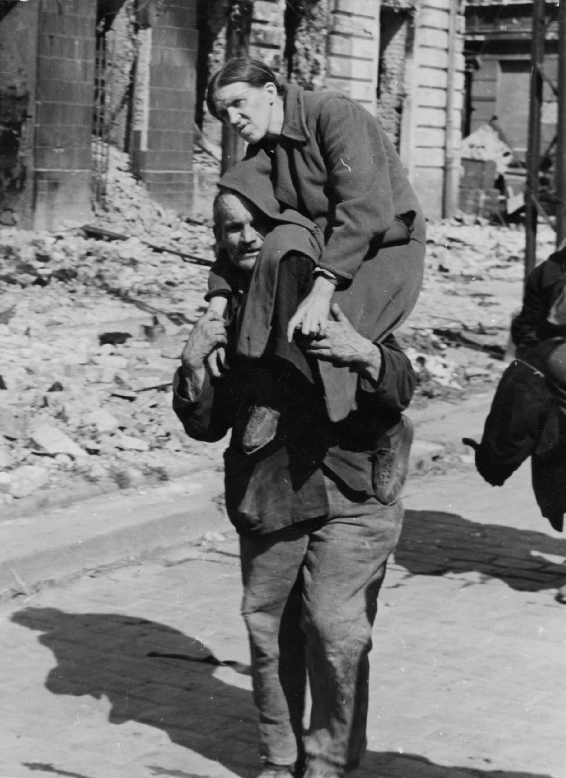 Civilians headed to Pruszków