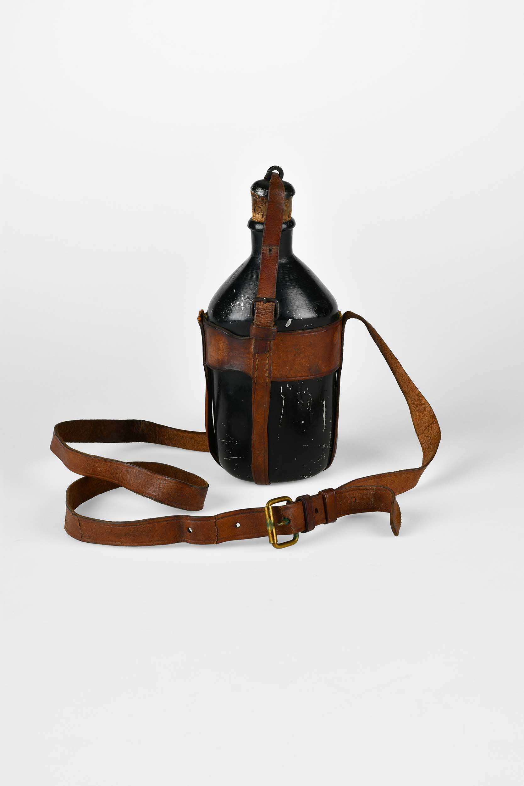 Gourde faisant partie d’un uniforme d’infirmière