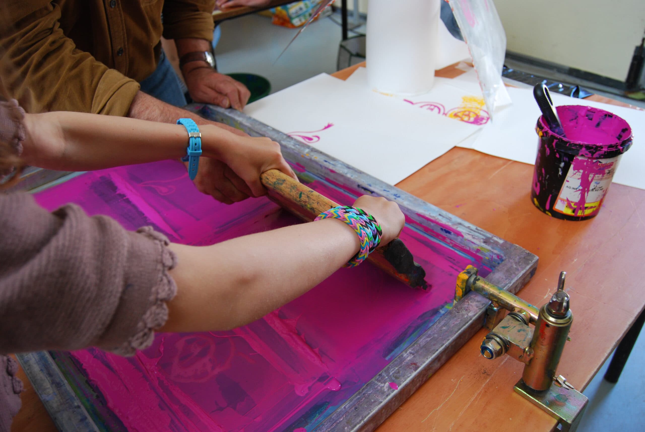Family visit and screen printing workshop
